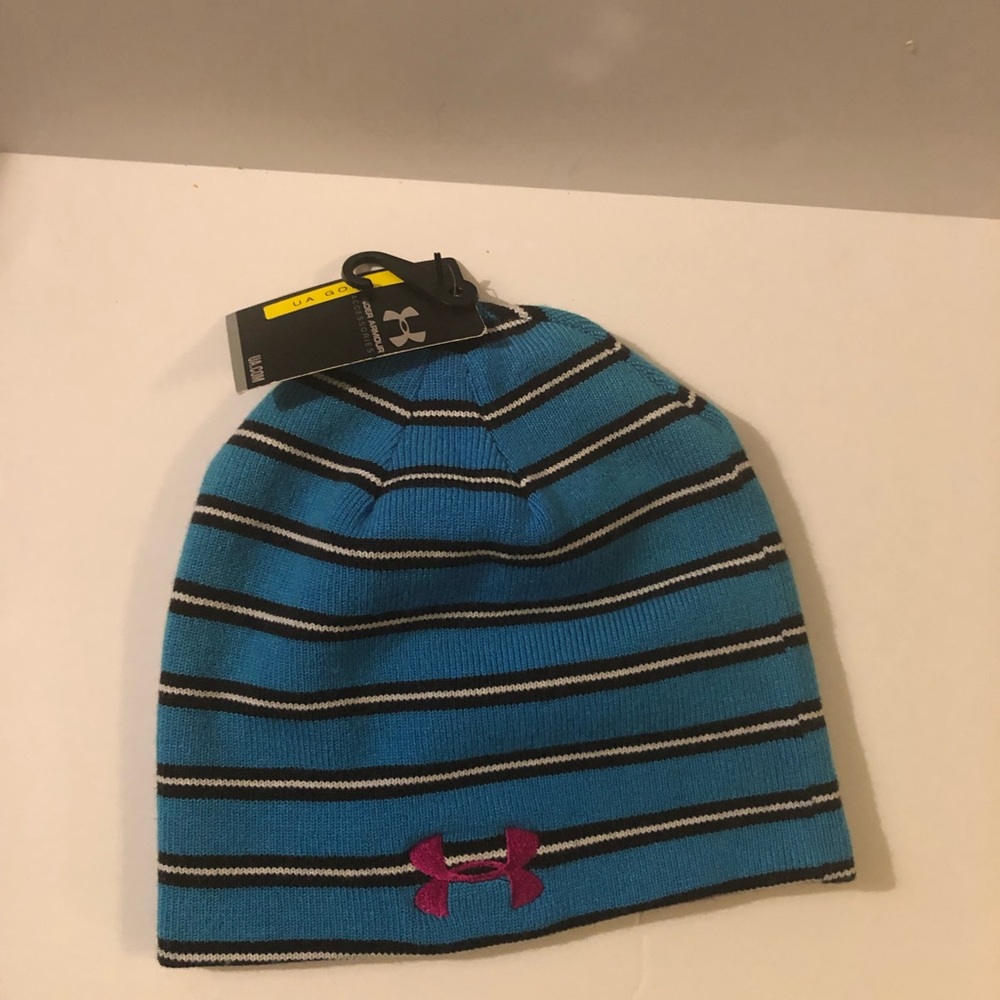 Reversible under armor hat
